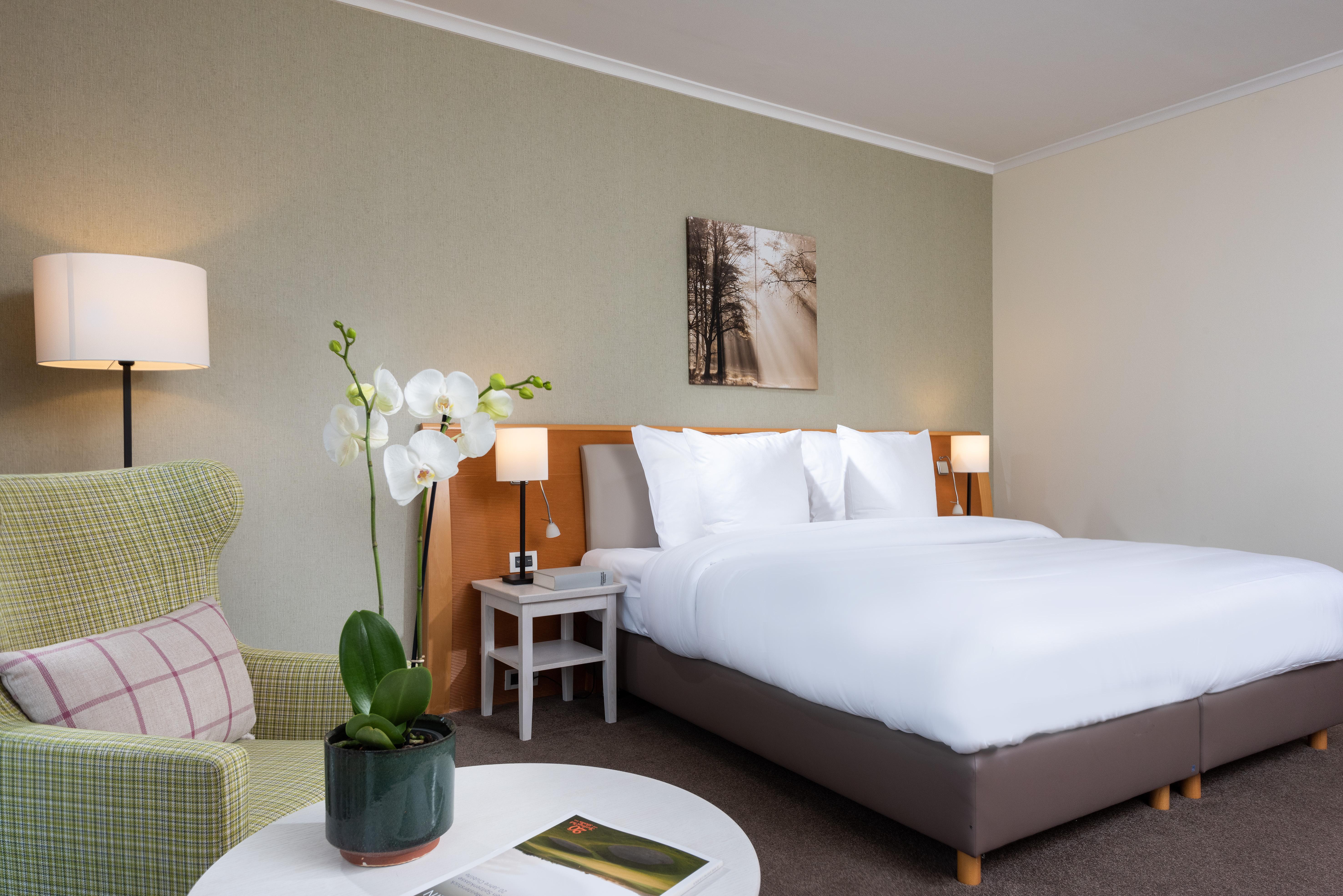 Precise Resort Bad Saarow Bagian luar foto A room at the hotel